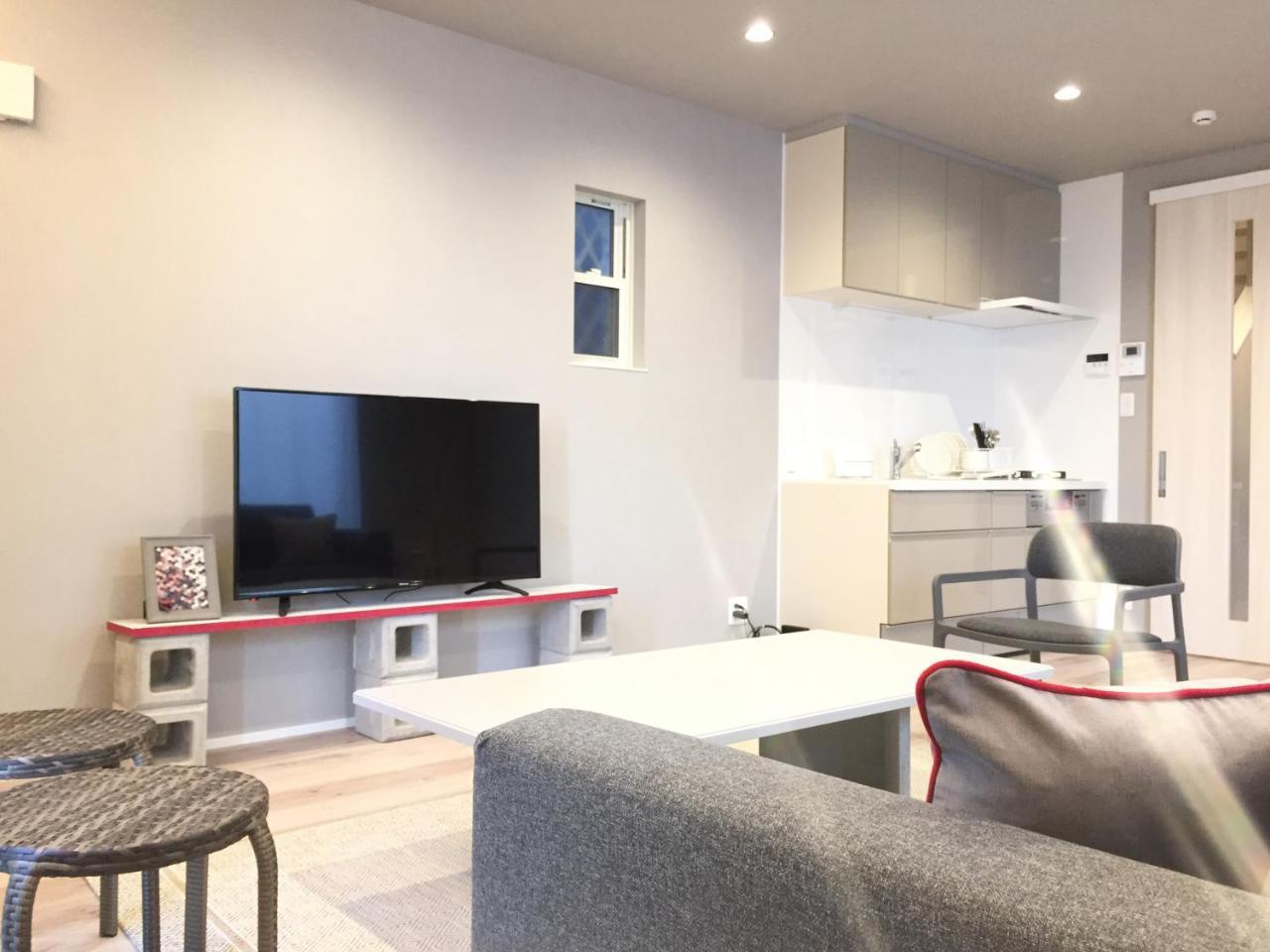 Sekai Hotel Nishikujyo Osaka Exteriör bild