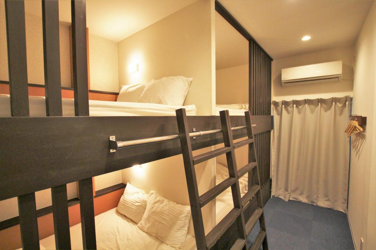 Sekai Hotel Nishikujyo Osaka Exteriör bild