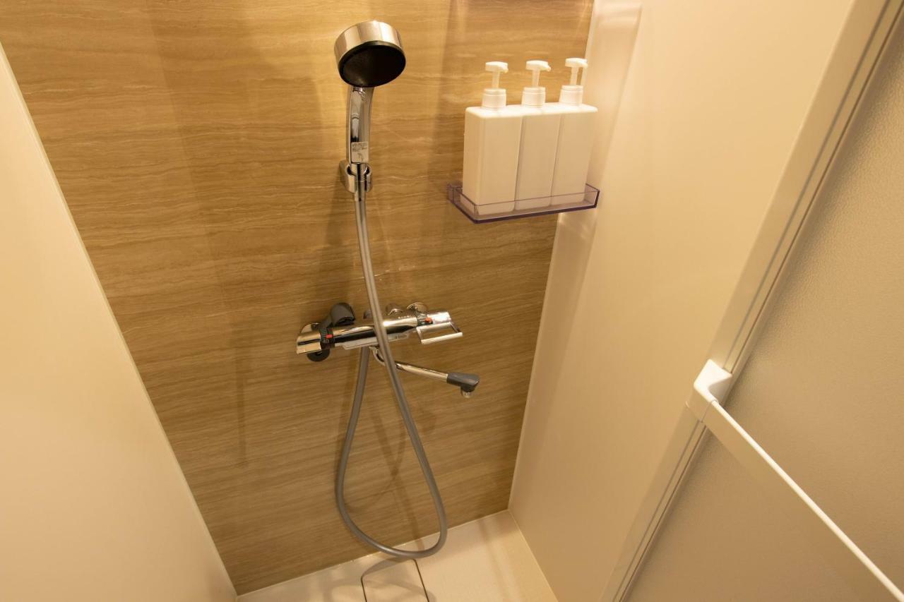 Sekai Hotel Nishikujyo Osaka Exteriör bild